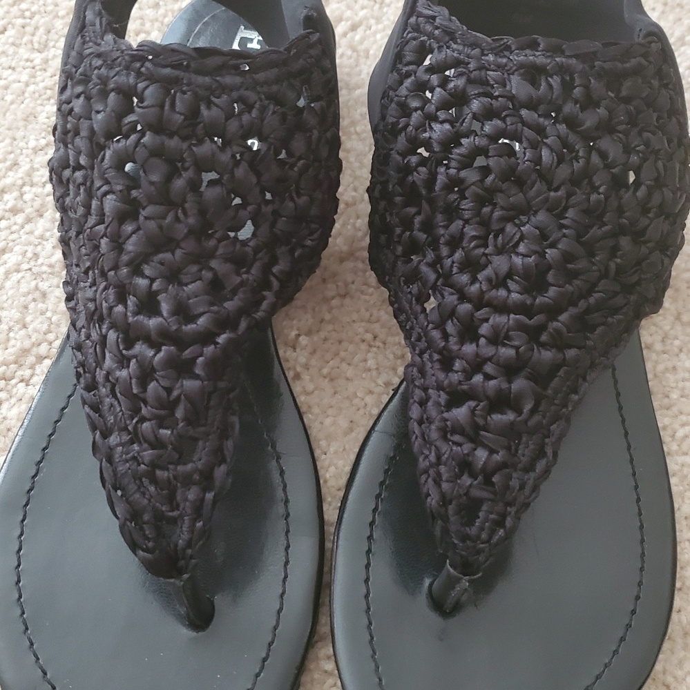 Enzo Angolini Eaxaivi black sandal